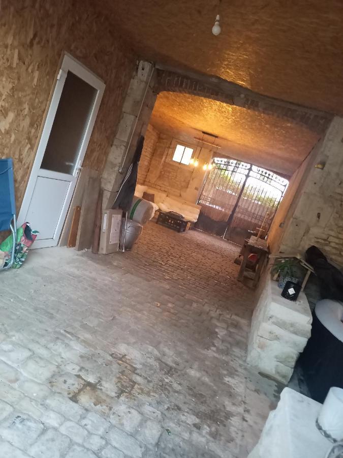 Grande Chambre D'Hote Pour 4 A 5 Personnes Bed and Breakfast Chef-Boutonne Exterior foto